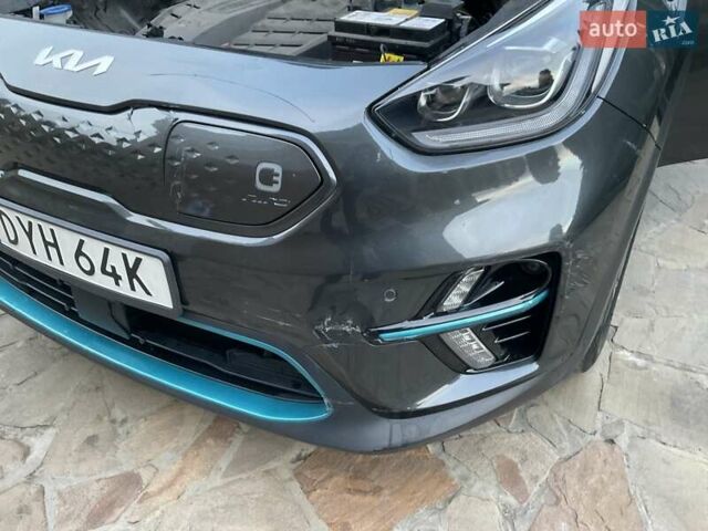 Серый Киа Niro, объемом двигателя 0 л и пробегом 82 тыс. км за 15999 $, фото 17 на Automoto.ua