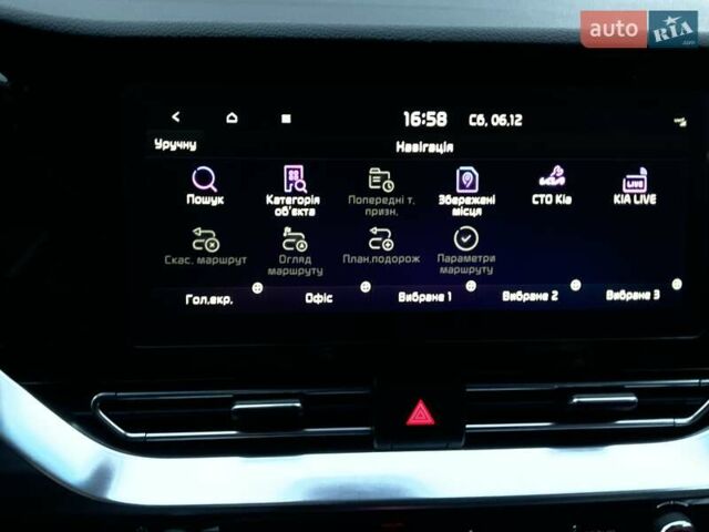 Серый Киа Niro, объемом двигателя 0 л и пробегом 82 тыс. км за 15999 $, фото 38 на Automoto.ua