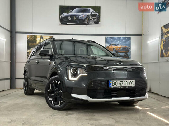 Серый Киа Niro, объемом двигателя 0 л и пробегом 120 тыс. км за 20900 $, фото 13 на Automoto.ua