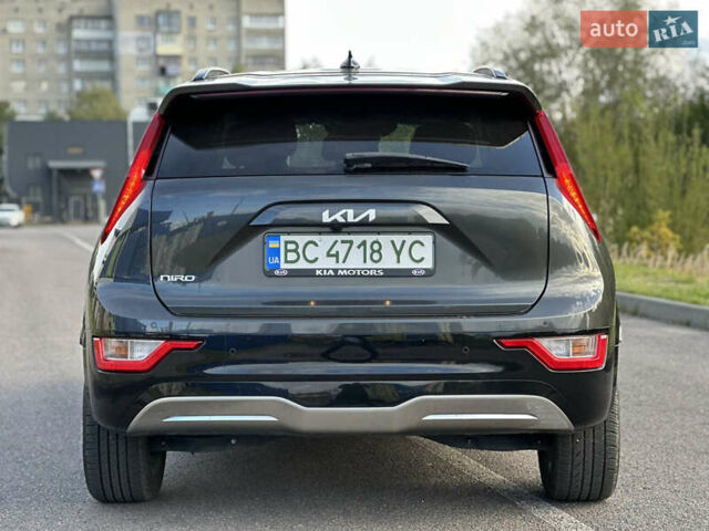 Сірий Кіа Niro, об'ємом двигуна 0 л та пробігом 120 тис. км за 21700 $, фото 40 на Automoto.ua