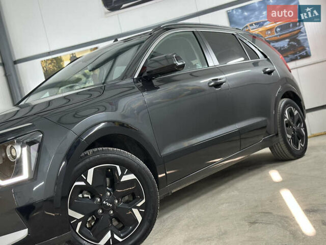 Серый Киа Niro, объемом двигателя 0 л и пробегом 120 тыс. км за 20900 $, фото 22 на Automoto.ua