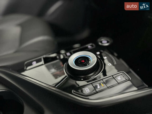 Серый Киа Niro, объемом двигателя 0 л и пробегом 120 тыс. км за 20900 $, фото 82 на Automoto.ua