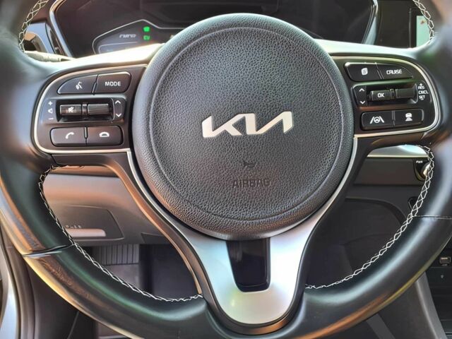 Сірий Кіа Niro, об'ємом двигуна 0 л та пробігом 40 тис. км за 14000 $, фото 9 на Automoto.ua