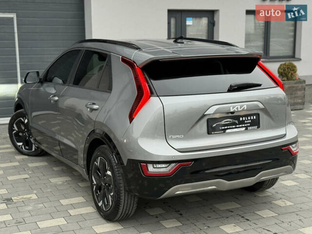 Серый Киа Niro, объемом двигателя 0 л и пробегом 54 тыс. км за 26700 $, фото 49 на Automoto.ua