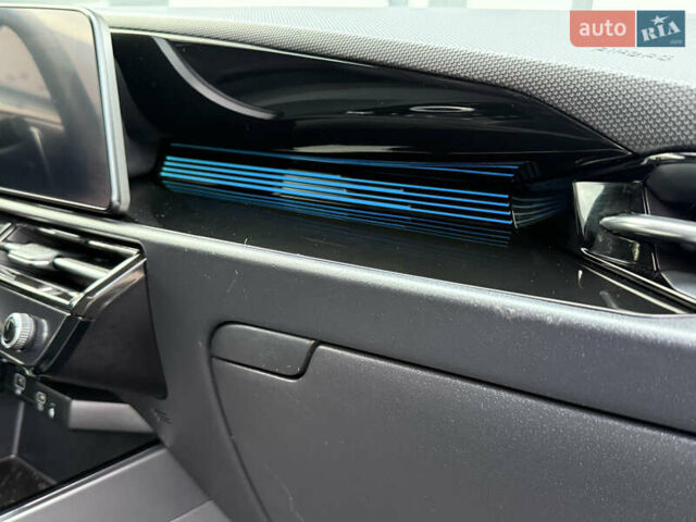 Сірий Кіа Niro, об'ємом двигуна 0 л та пробігом 35 тис. км за 23900 $, фото 57 на Automoto.ua