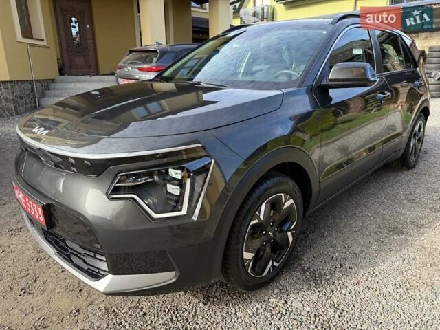 Сірий Кіа Niro, об'ємом двигуна 0 л та пробігом 42 тис. км за 25950 $, фото 1 на Automoto.ua