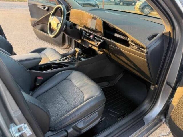 Сірий Кіа Niro, об'ємом двигуна 1.6 л та пробігом 20 тис. км за 16800 $, фото 13 на Automoto.ua