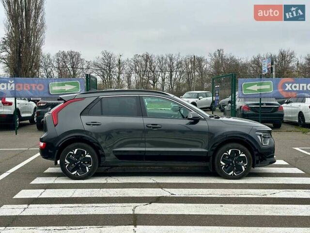 Серый Киа Niro, объемом двигателя 0 л и пробегом 8 тыс. км за 24900 $, фото 3 на Automoto.ua