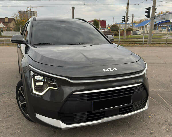 Сірий Кіа Niro, об'ємом двигуна 1.58 л та пробігом 7 тис. км за 22500 $, фото 6 на Automoto.ua