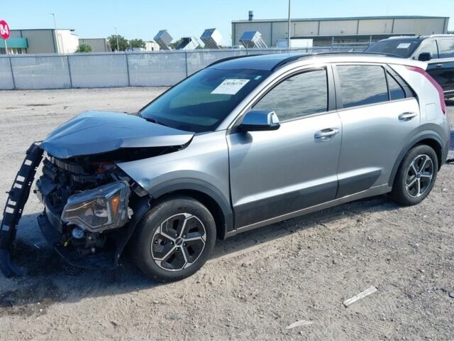 Серый Киа Niro, объемом двигателя 1.6 л и пробегом 21 тыс. км за 372 $, фото 3 на Automoto.ua