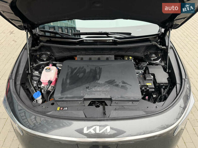 Сірий Кіа Niro, об'ємом двигуна 0 л та пробігом 43 тис. км за 25800 $, фото 48 на Automoto.ua