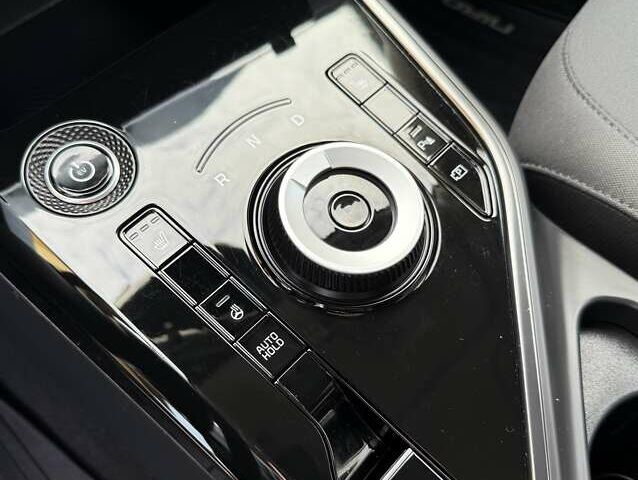 Сірий Кіа Niro, об'ємом двигуна 0 л та пробігом 42 тис. км за 25950 $, фото 102 на Automoto.ua