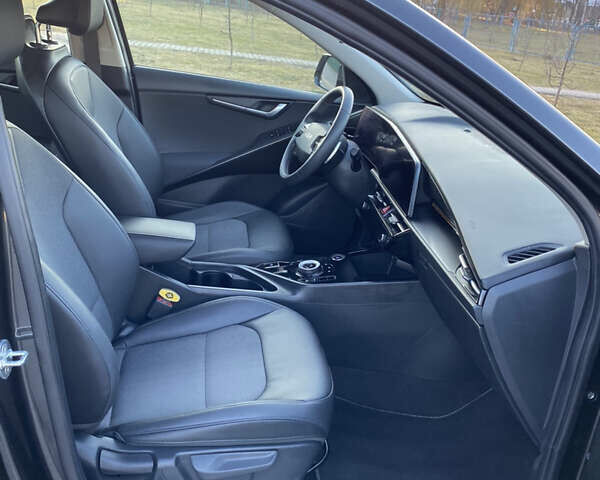 Серый Киа Niro, объемом двигателя 0 л и пробегом 45 тыс. км за 23300 $, фото 11 на Automoto.ua