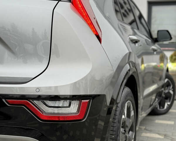 Серый Киа Niro, объемом двигателя 0 л и пробегом 54 тыс. км за 26700 $, фото 46 на Automoto.ua