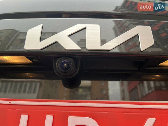 Серый Киа Niro, объемом двигателя 0 л и пробегом 43 тыс. км за 26700 $, фото 44 на Automoto.ua