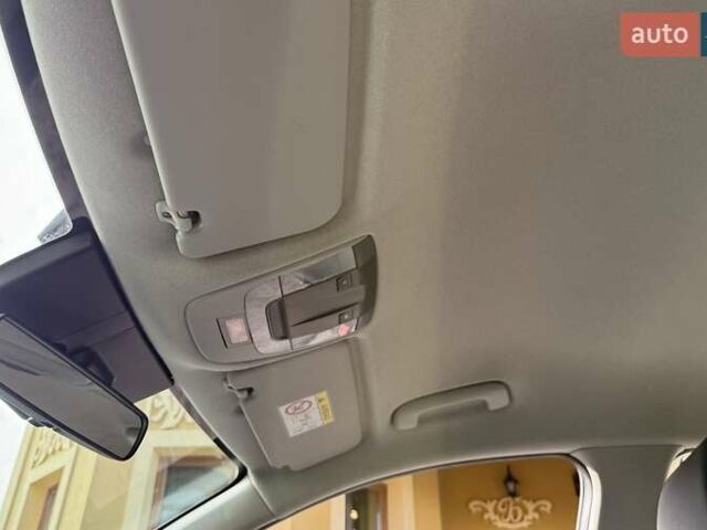 Сірий Кіа Niro, об'ємом двигуна 0 л та пробігом 42 тис. км за 25950 $, фото 61 на Automoto.ua