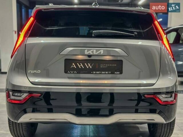 Серый Киа Niro, объемом двигателя 0 л и пробегом 32 тыс. км за 27700 $, фото 37 на Automoto.ua