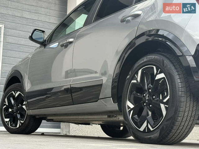 Сірий Кіа Niro, об'ємом двигуна 0 л та пробігом 35 тис. км за 23900 $, фото 39 на Automoto.ua