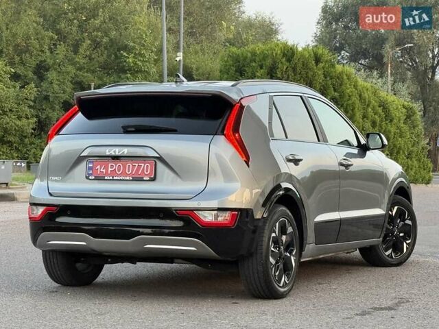 Серый Киа Niro, объемом двигателя 0 л и пробегом 118 тыс. км за 21999 $, фото 15 на Automoto.ua