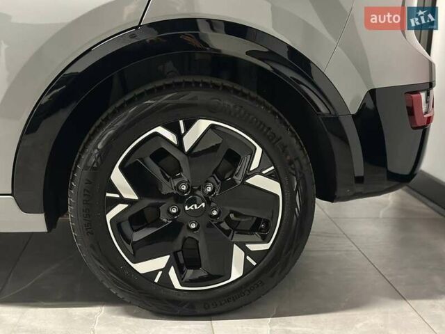 Серый Киа Niro, объемом двигателя 0 л и пробегом 32 тыс. км за 27700 $, фото 6 на Automoto.ua