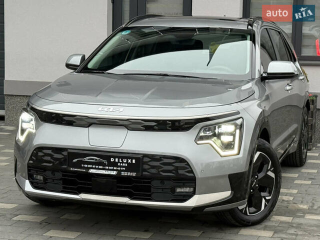 Серый Киа Niro, объемом двигателя 0 л и пробегом 54 тыс. км за 26700 $, фото 1 на Automoto.ua