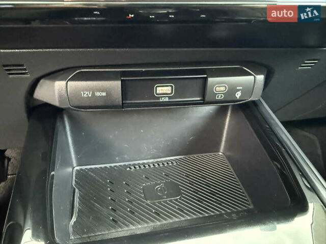 Сірий Кіа Niro, об'ємом двигуна 0 л та пробігом 35 тис. км за 23900 $, фото 72 на Automoto.ua