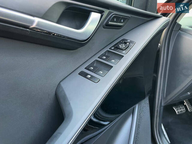 Сірий Кіа Niro, об'ємом двигуна 0 л та пробігом 1 тис. км за 26300 $, фото 12 на Automoto.ua