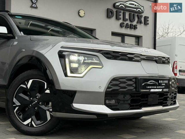 Серый Киа Niro, объемом двигателя 0 л и пробегом 54 тыс. км за 26700 $, фото 19 на Automoto.ua