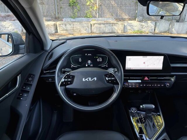 Киа Niro 2023 в Мукачеве на Automoto.ua Серый Киа Niro, объемом двигателя 1.6 л и пробегом 18 тыс. км за 17000 $, фото 19 на Automoto.ua