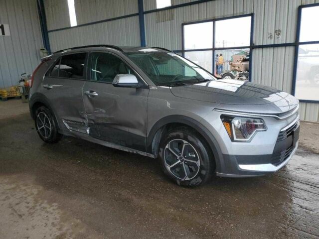 Сірий Кіа Niro, об'ємом двигуна 1.6 л та пробігом 11 тис. км за 7000 $, фото 3 на Automoto.ua