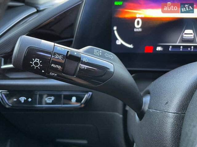 Сірий Кіа Niro, об'ємом двигуна 0 л та пробігом 1 тис. км за 26300 $, фото 25 на Automoto.ua