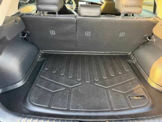 Сірий Кіа Niro, об'ємом двигуна 1.6 л та пробігом 20 тис. км за 16800 $, фото 12 на Automoto.ua