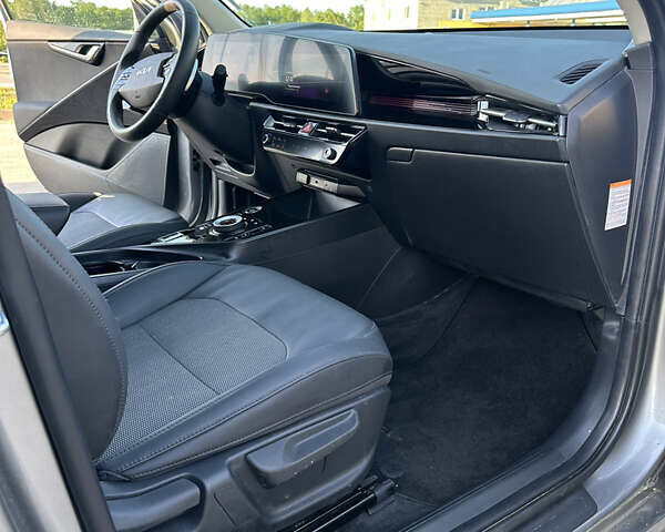 Серый Киа Niro, объемом двигателя 0 л и пробегом 34 тыс. км за 20500 $, фото 10 на Automoto.ua
