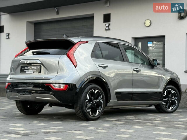 Сірий Кіа Niro, об'ємом двигуна 0 л та пробігом 35 тис. км за 23900 $, фото 32 на Automoto.ua