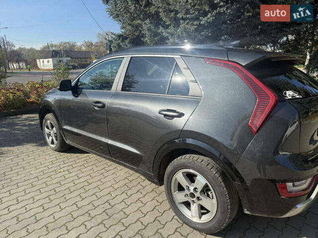 Сірий Кіа Niro, об'ємом двигуна 0 л та пробігом 11 тис. км за 20200 $, фото 3 на Automoto.ua