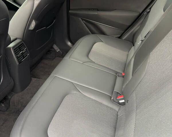 Сірий Кіа Niro, об'ємом двигуна 1.58 л та пробігом 7 тис. км за 22500 $, фото 12 на Automoto.ua