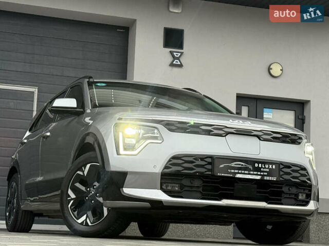 Серый Киа Niro, объемом двигателя 0 л и пробегом 54 тыс. км за 26700 $, фото 13 на Automoto.ua