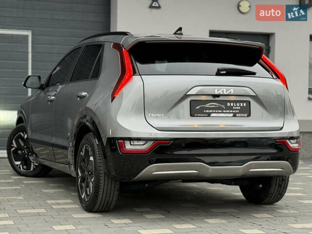 Серый Киа Niro, объемом двигателя 0 л и пробегом 54 тыс. км за 26700 $, фото 31 на Automoto.ua
