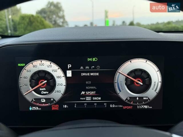 Серый Киа Niro, объемом двигателя 0 л и пробегом 118 тыс. км за 21999 $, фото 52 на Automoto.ua