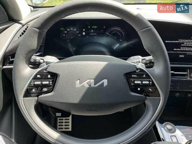 Сірий Кіа Niro, об'ємом двигуна 0 л та пробігом 40 тис. км за 26950 $, фото 15 на Automoto.ua