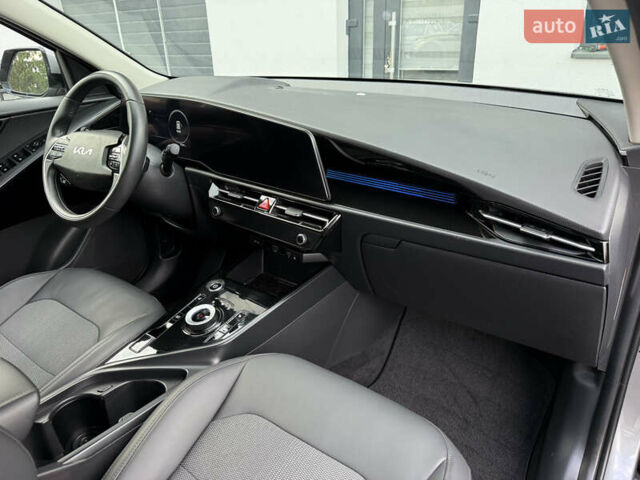 Сірий Кіа Niro, об'ємом двигуна 0 л та пробігом 35 тис. км за 23900 $, фото 54 на Automoto.ua
