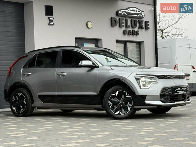 Серый Киа Niro, объемом двигателя 0 л и пробегом 54 тыс. км за 26700 $, фото 7 на Automoto.ua