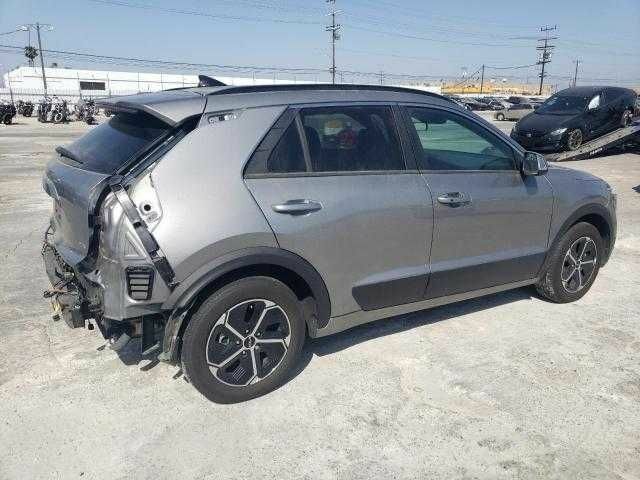 Серый Киа Niro, объемом двигателя 1.6 л и пробегом 56 тыс. км за 19200 $, фото 2 на Automoto.ua