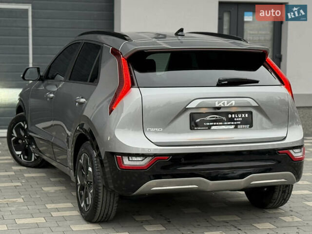 Серый Киа Niro, объемом двигателя 0 л и пробегом 54 тыс. км за 26700 $, фото 29 на Automoto.ua