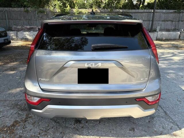 Киа Niro 2023 в Мукачеве на Automoto.ua Серый Киа Niro, объемом двигателя 1.6 л и пробегом 18 тыс. км за 17000 $, фото 6 на Automoto.ua