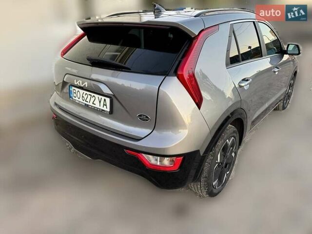 Серый Киа Niro, объемом двигателя 0 л и пробегом 34 тыс. км за 24000 $, фото 5 на Automoto.ua