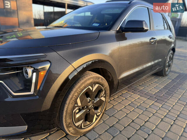 Киа Niro 2023 в Волочиске на Automoto.ua Серый Киа Niro, объемом двигателя 0 л и пробегом 48 тыс. км за 23500 $, фото 27 на Automoto.ua