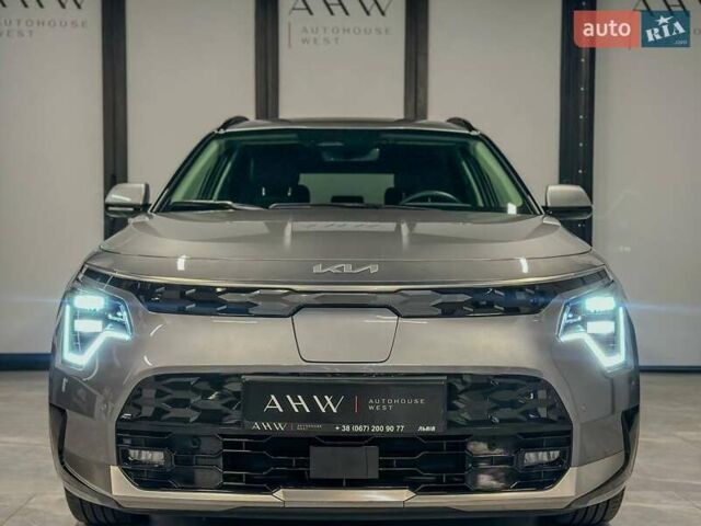 Серый Киа Niro, объемом двигателя 0 л и пробегом 32 тыс. км за 27700 $, фото 1 на Automoto.ua