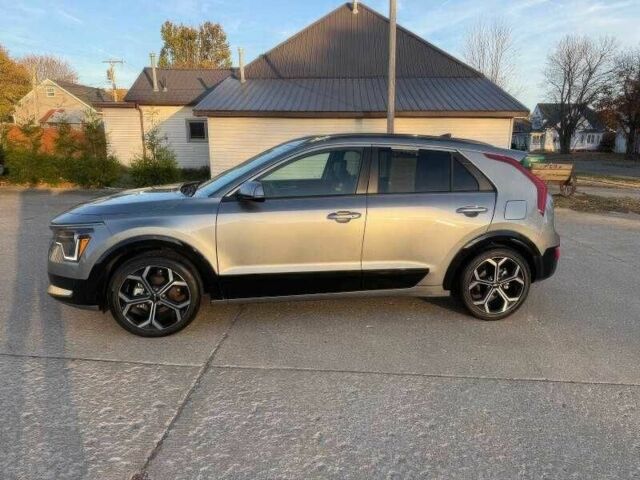 Сірий Кіа Niro, об'ємом двигуна 1.6 л та пробігом 20 тис. км за 16800 $, фото 3 на Automoto.ua