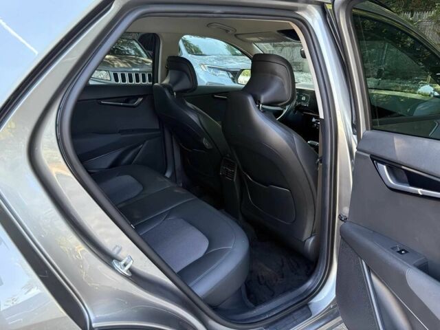 Киа Niro 2023 в Мукачеве на Automoto.ua Серый Киа Niro, объемом двигателя 1.6 л и пробегом 18 тыс. км за 17000 $, фото 16 на Automoto.ua